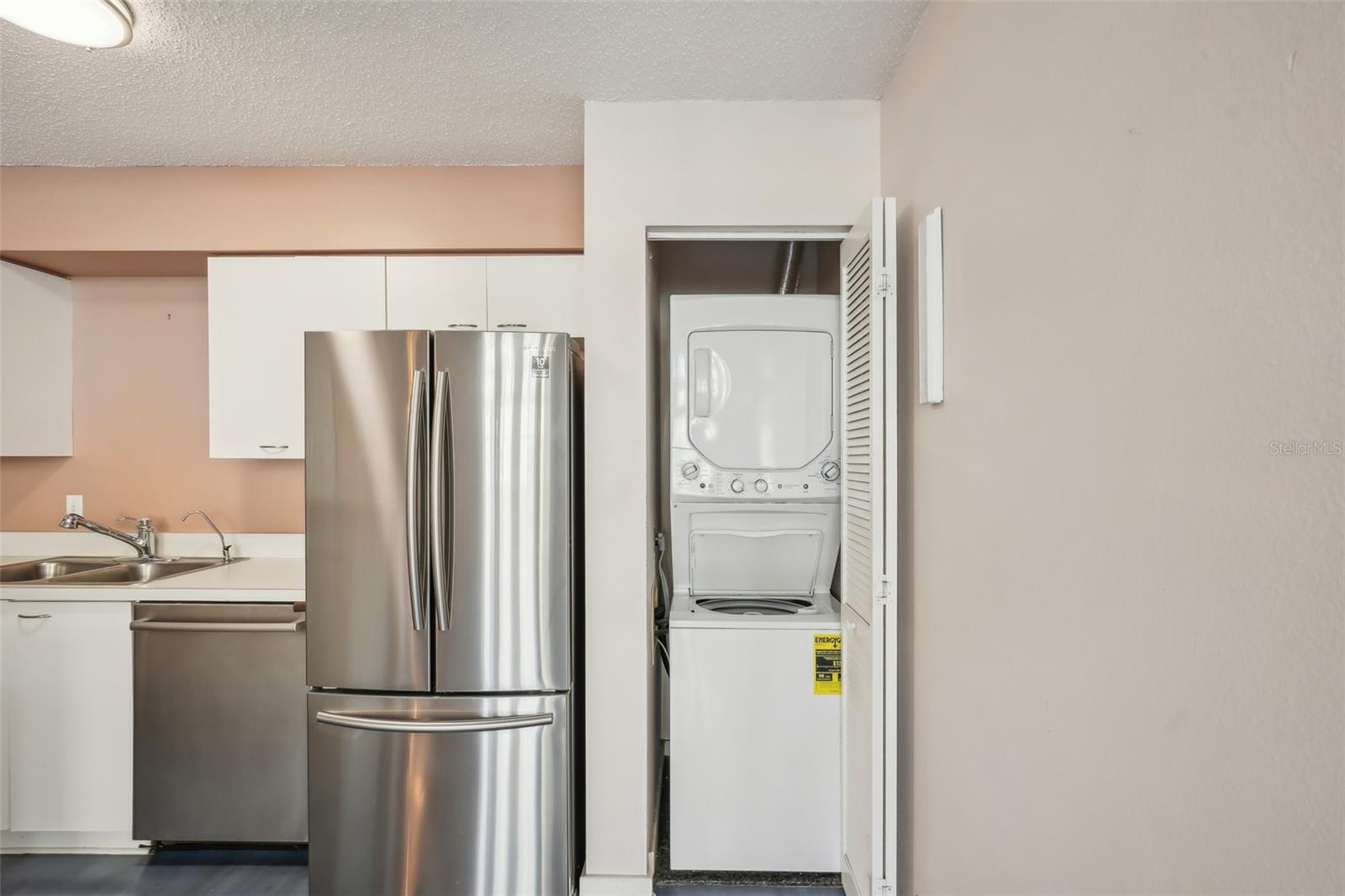 701 MIRROR LAKE DR N #212, ST PETERSBURG, FL, 33701