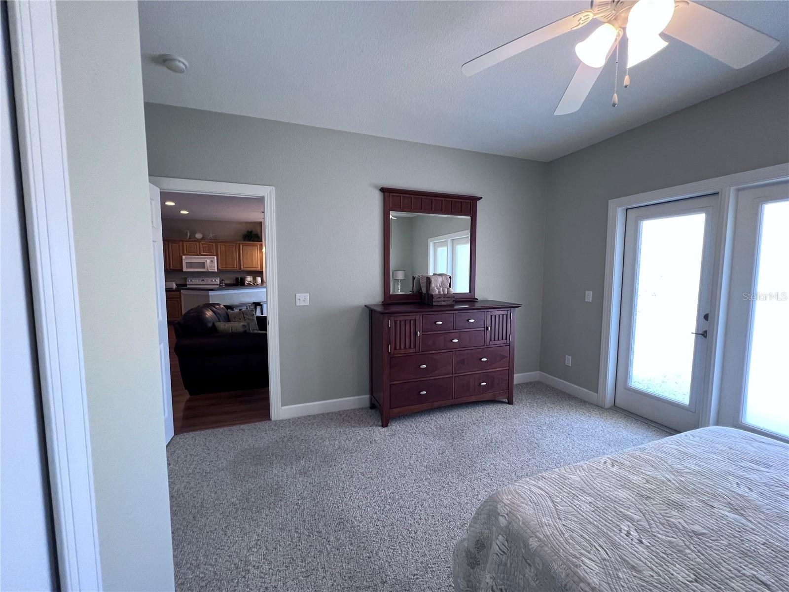 221 3RD AVE E #F-102, HORSESHOE BEACH, FL, 32648