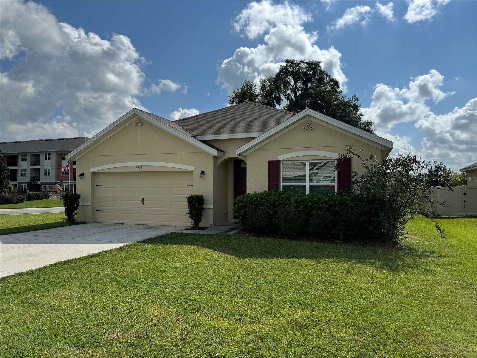 9737 PEPPER TREE PL, WILDWOOD, FL, 34785