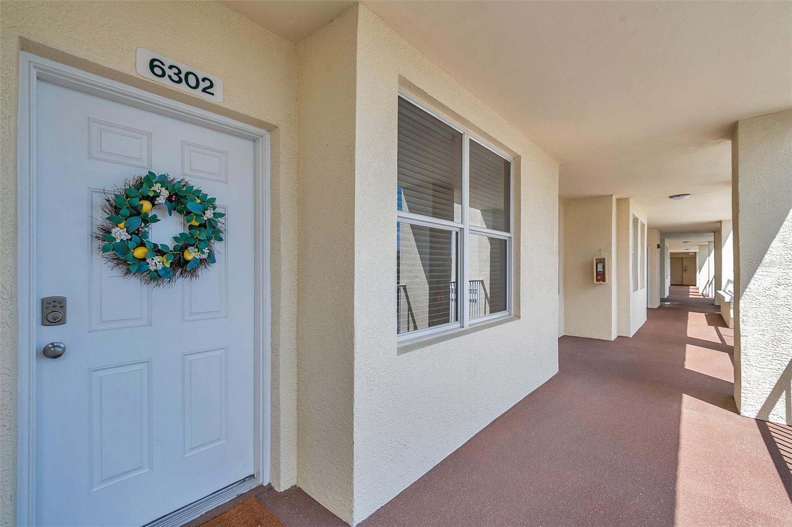 1200 COUNTRY CLUB DR #6302, LARGO, FL, 33771