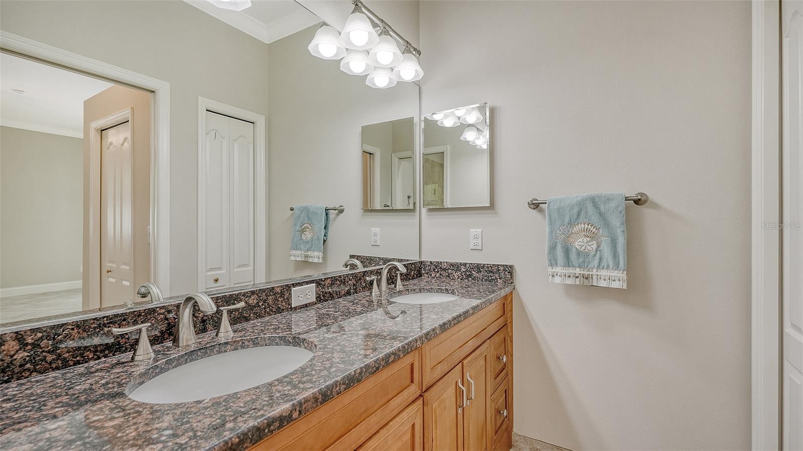 7424 RIDGE RD, SARASOTA, FL, 34238