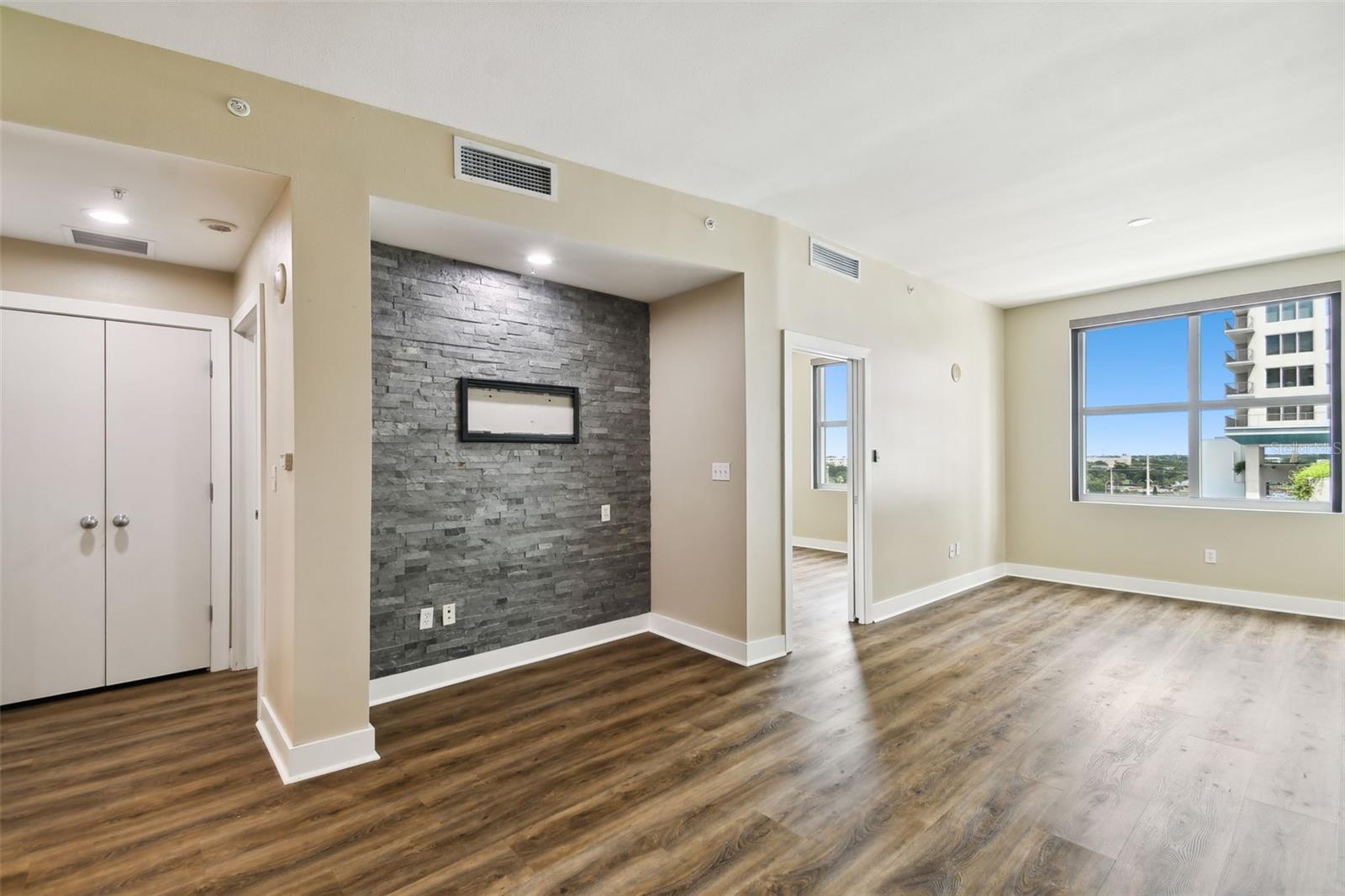 1120 E KENNEDY BLVD #922, TAMPA, FL, 33602