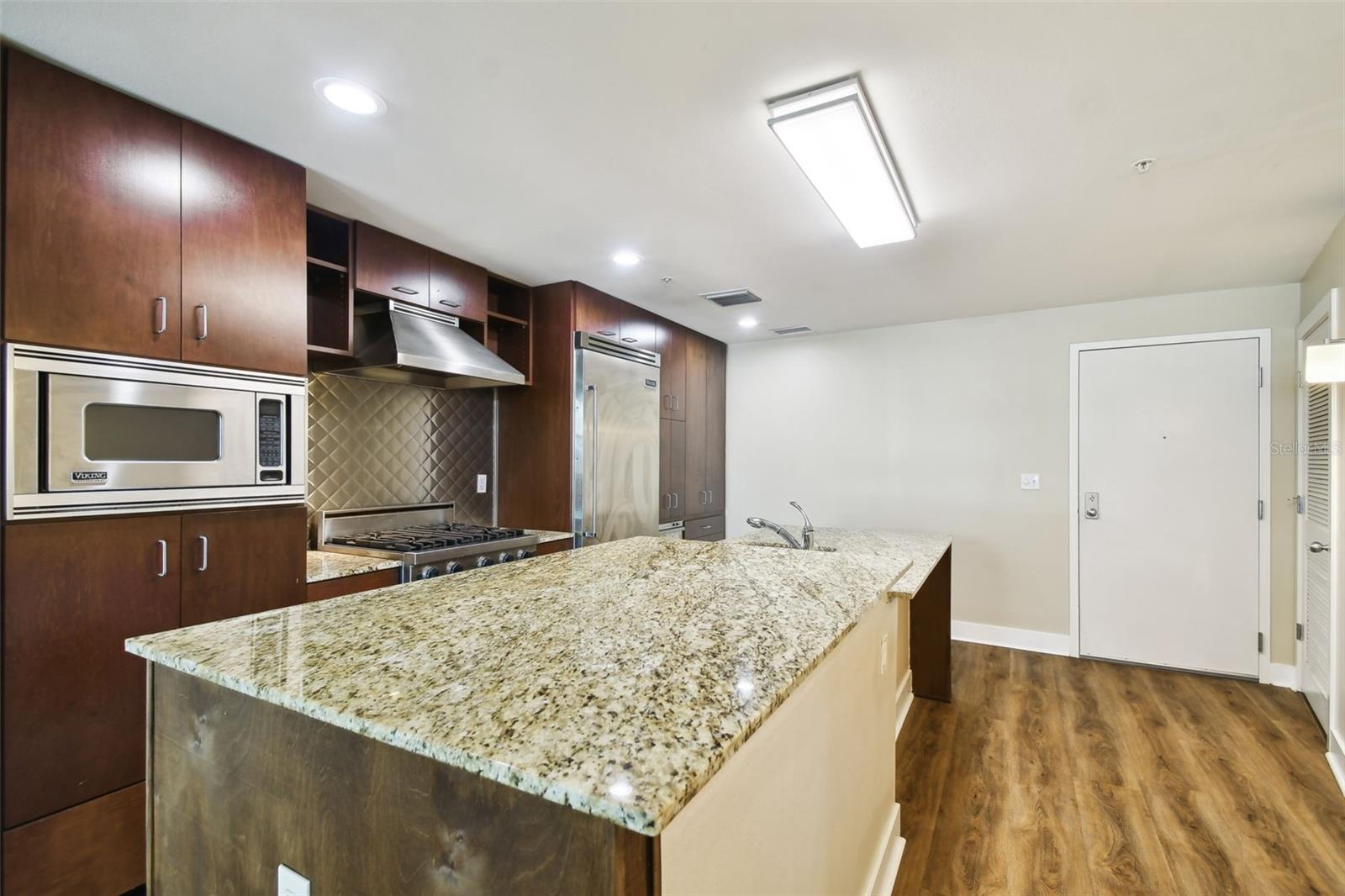 1120 E KENNEDY BLVD #922, TAMPA, FL, 33602