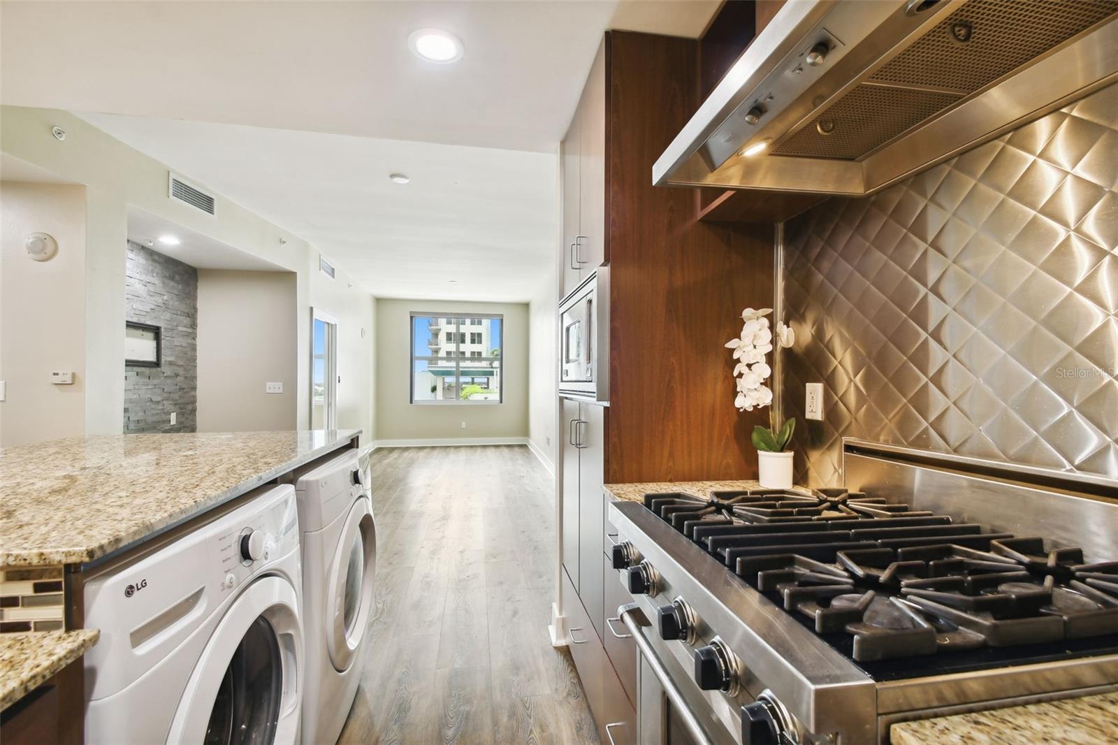 1120 E KENNEDY BLVD #922, TAMPA, FL, 33602
