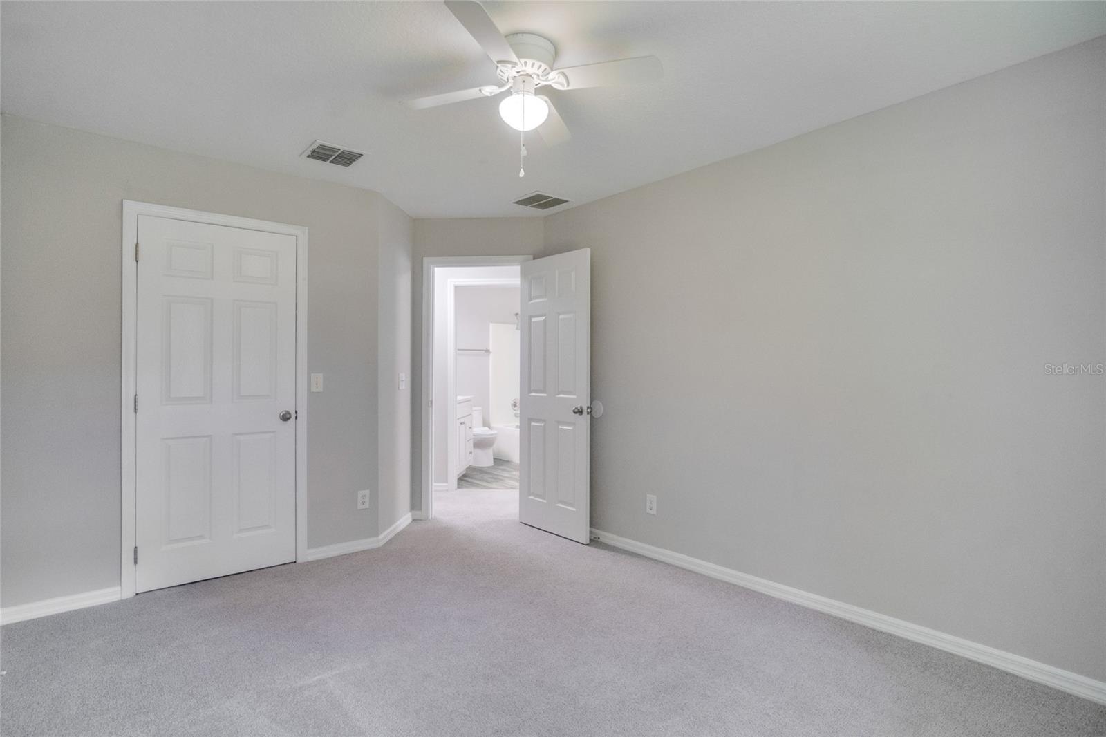 1042 TWISTED BRANCH LN, ST CLOUD, FL, 34771