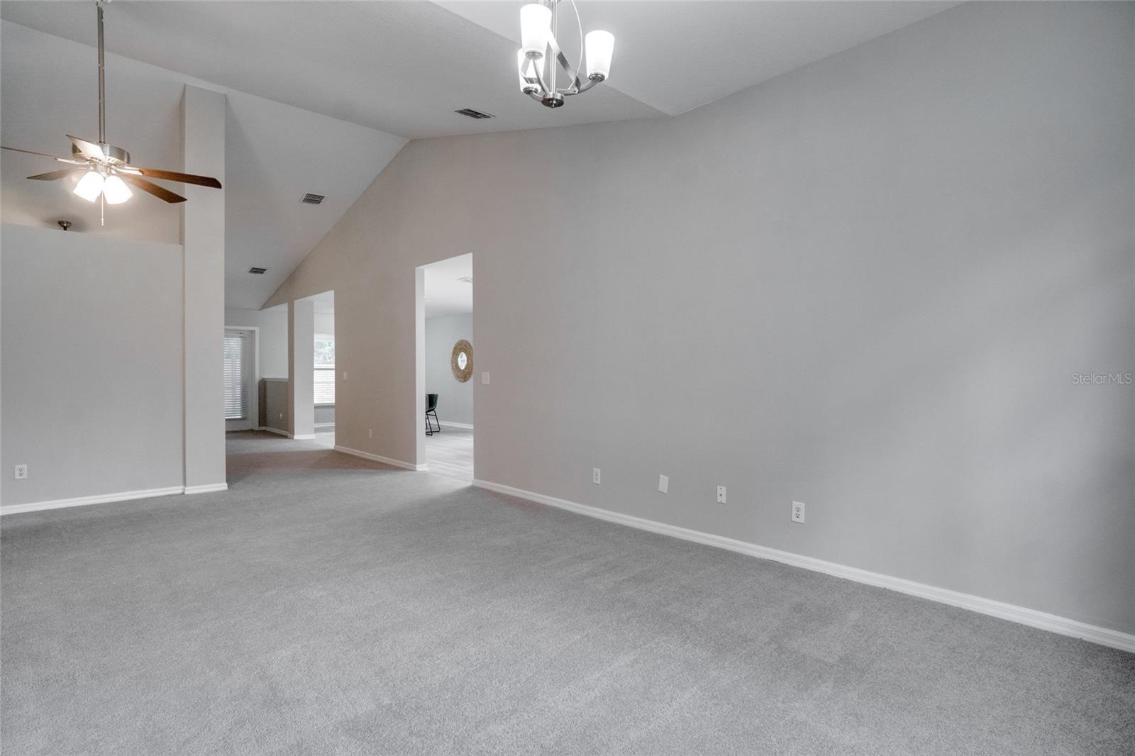 1042 TWISTED BRANCH LN, ST CLOUD, FL, 34771