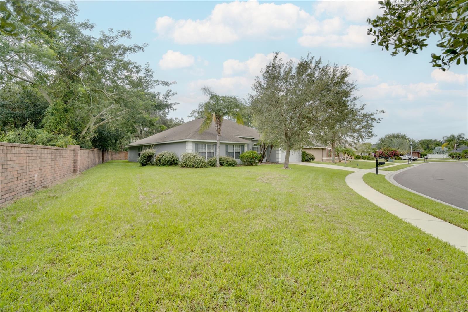 1042 TWISTED BRANCH LN, ST CLOUD, FL, 34771