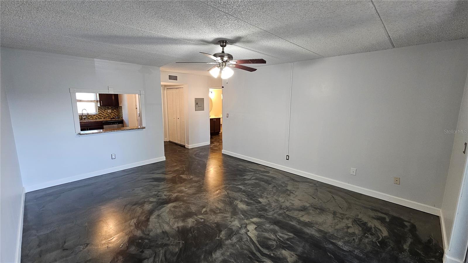 2836 SOMERSET PARK DR #201, TAMPA, FL, 33613