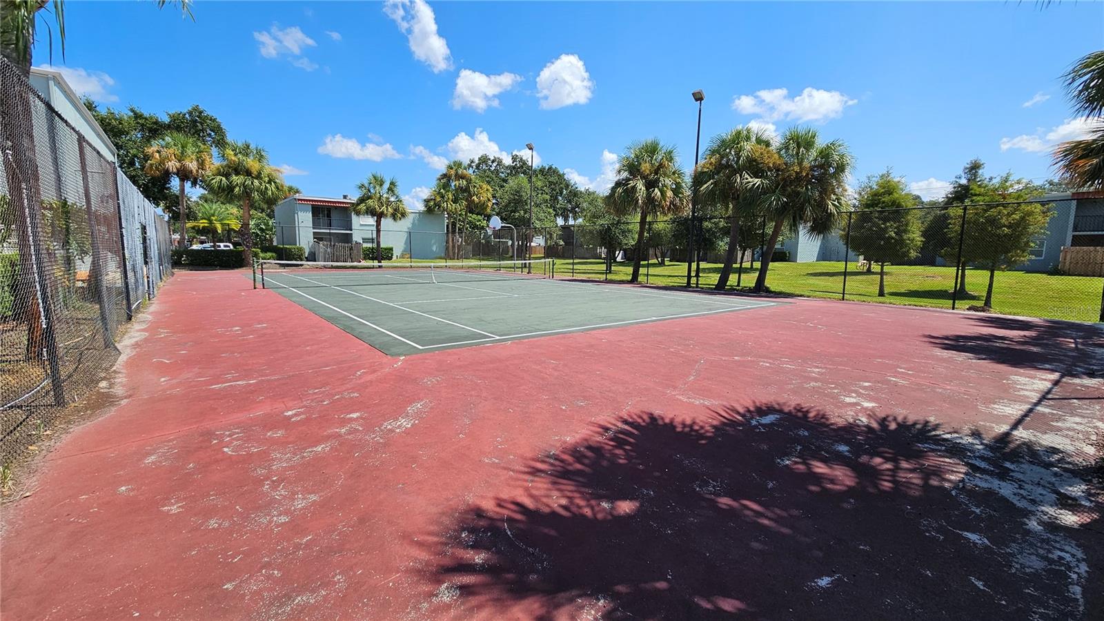 2836 SOMERSET PARK DR #201, TAMPA, FL, 33613