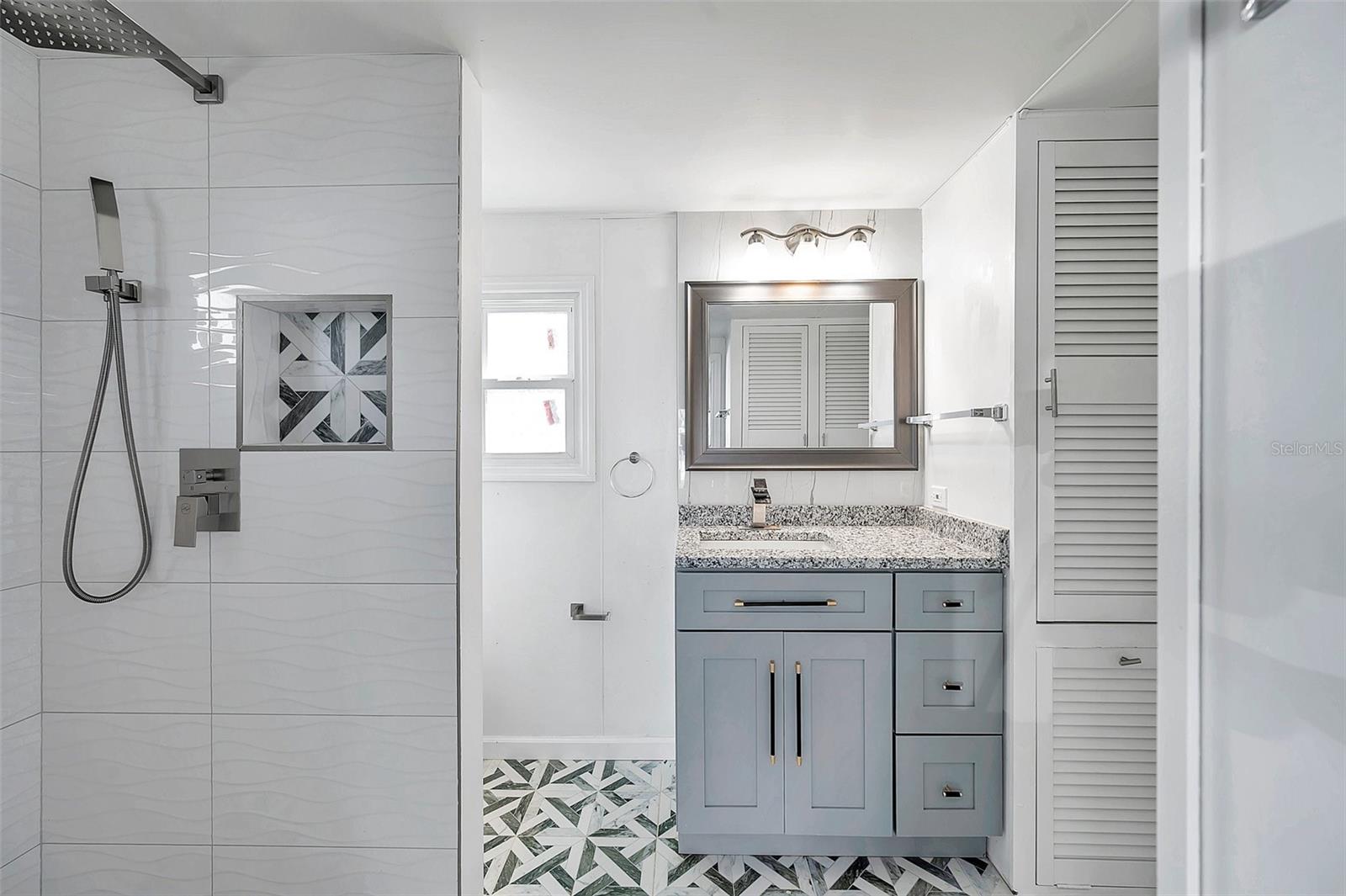 4851 W GANDY BLVD #B6-L27, TAMPA, FL, 33611