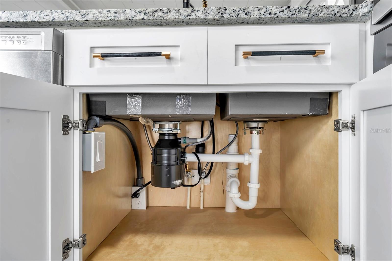 4851 W GANDY BLVD #B6-L27, TAMPA, FL, 33611