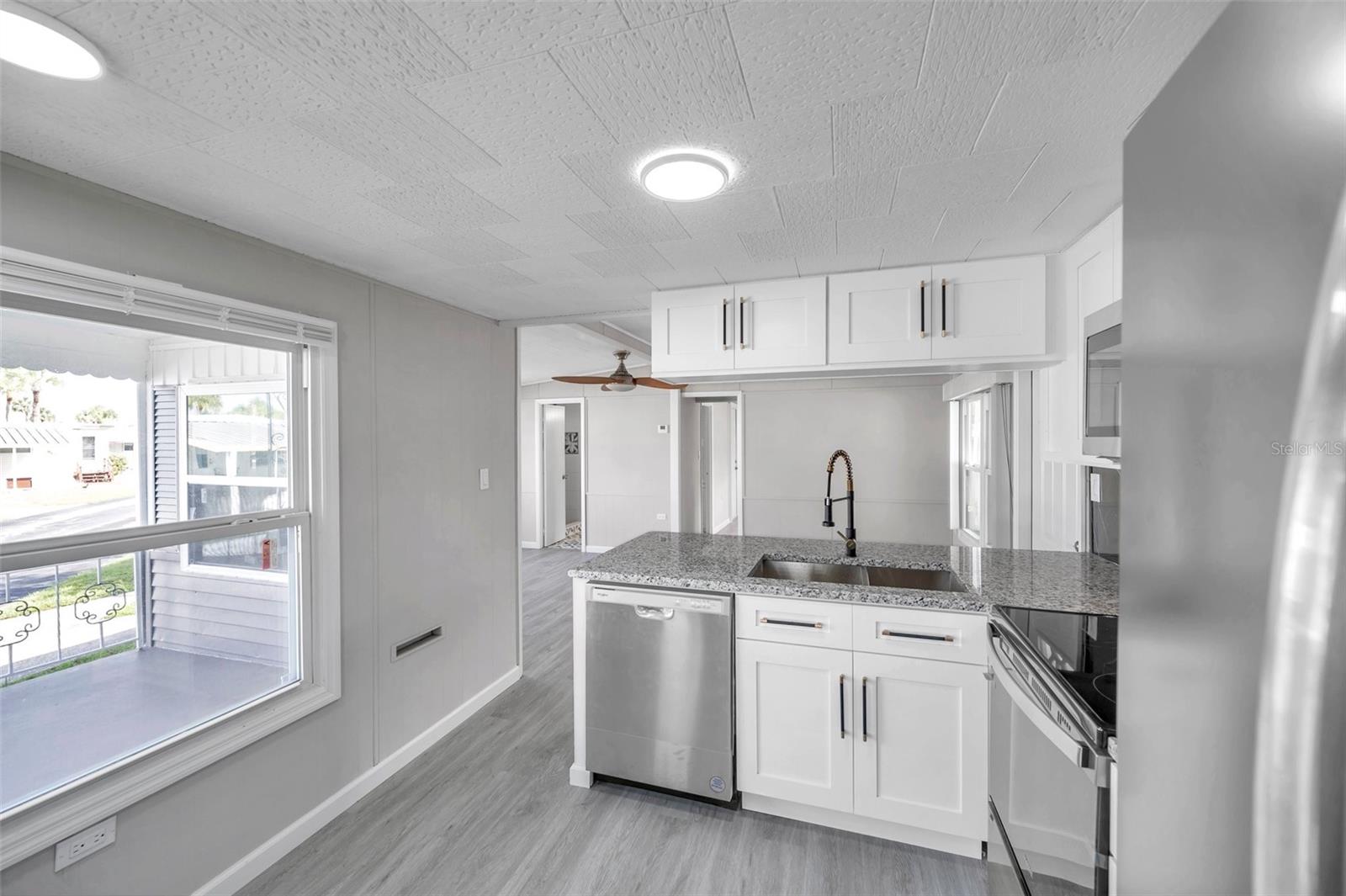 4851 W GANDY BLVD #B6-L27, TAMPA, FL, 33611