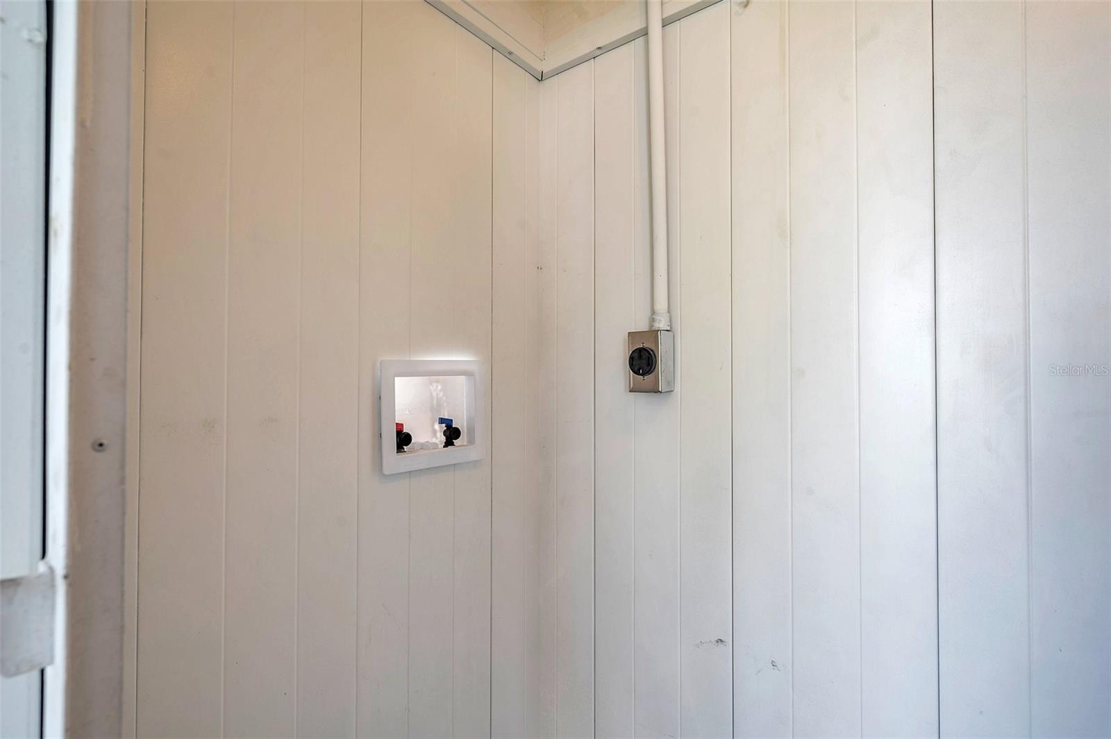 4851 W GANDY BLVD #B6-L27, TAMPA, FL, 33611