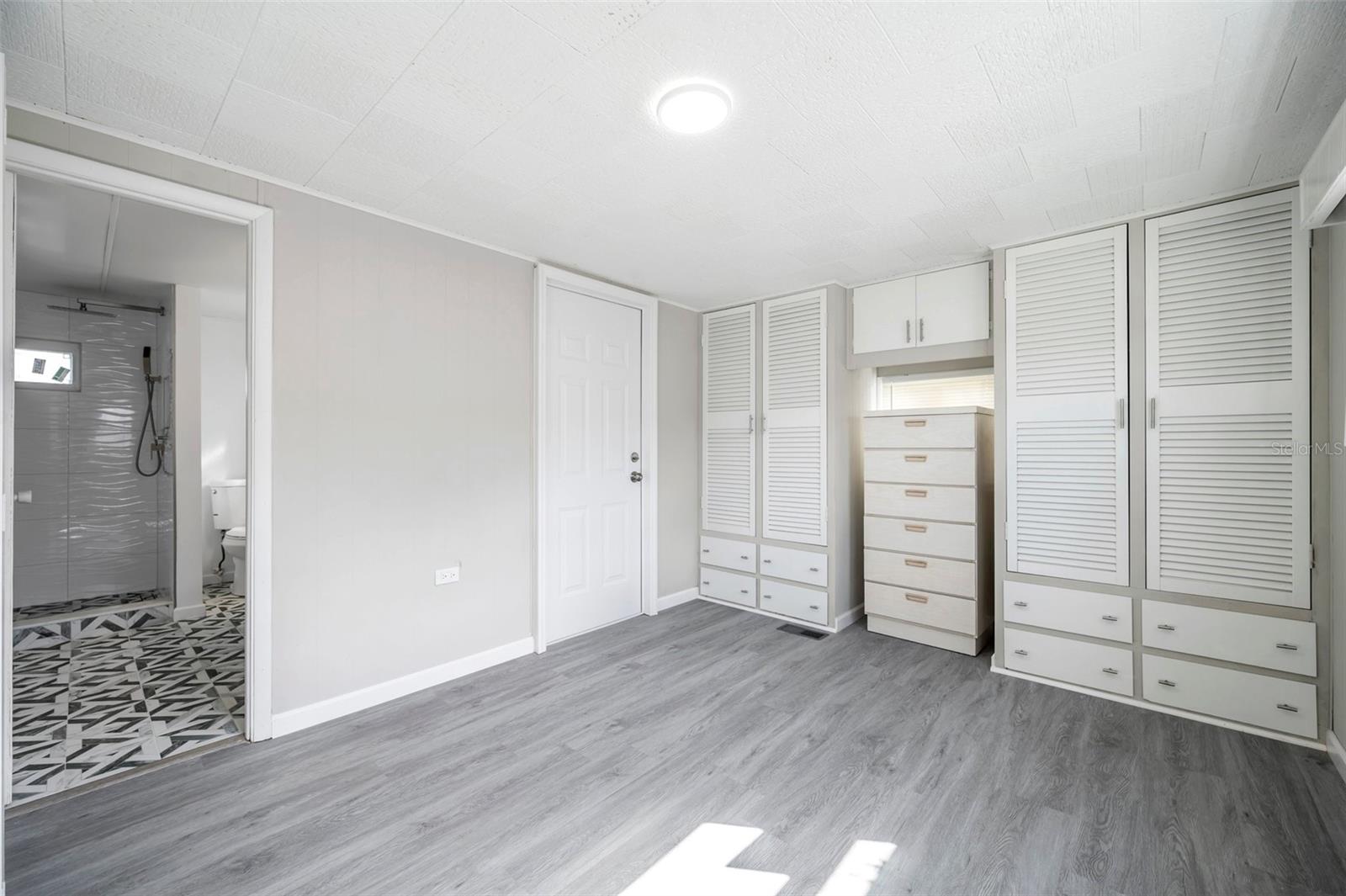 4851 W GANDY BLVD #B6-L27, TAMPA, FL, 33611