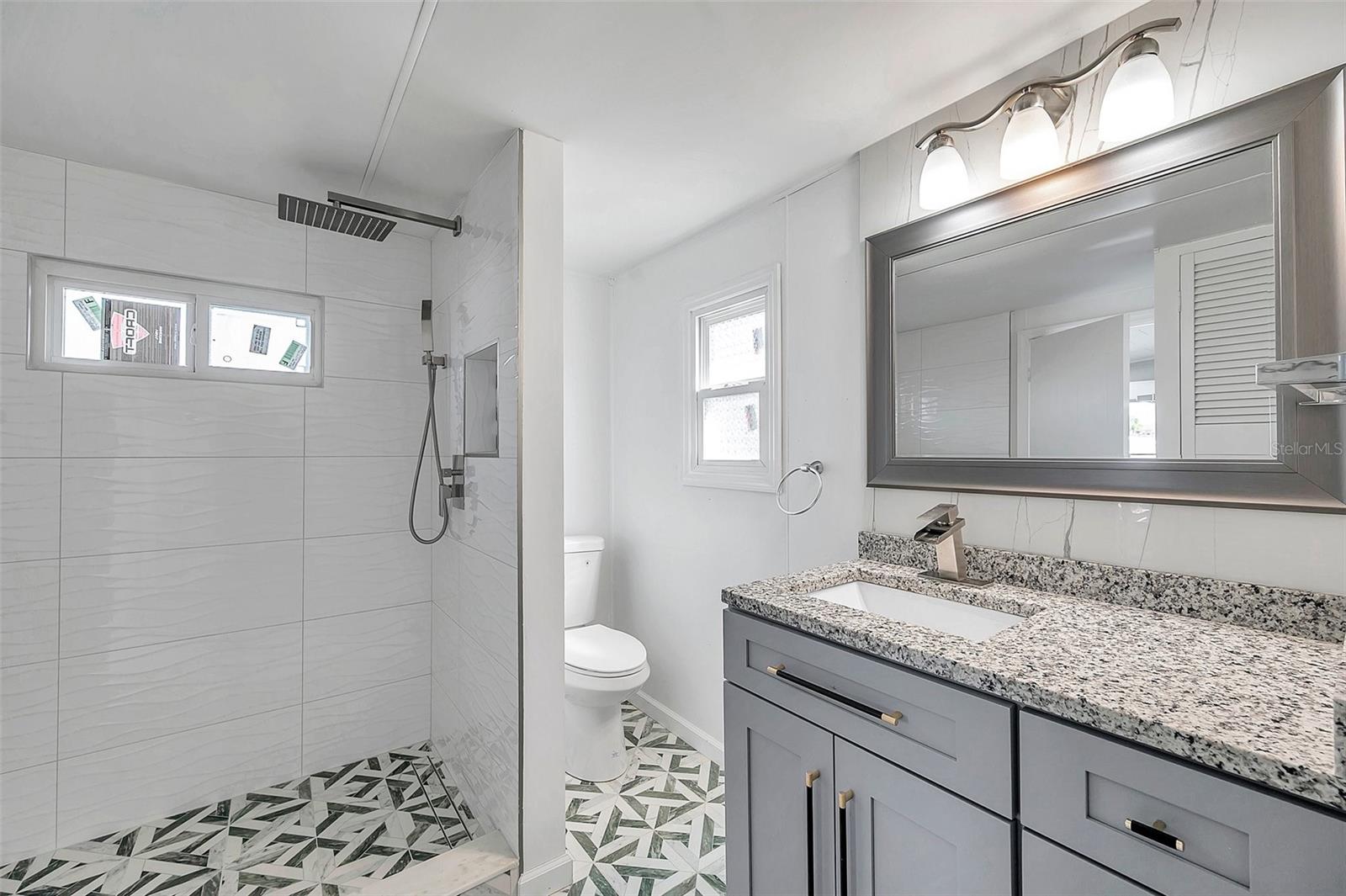 4851 W GANDY BLVD #B6-L27, TAMPA, FL, 33611