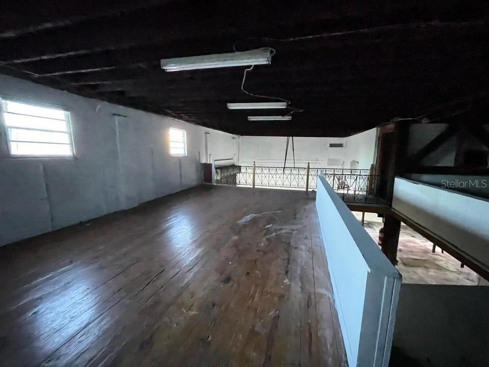 1502 E COLUMBUS DR, TAMPA, FL, 33605