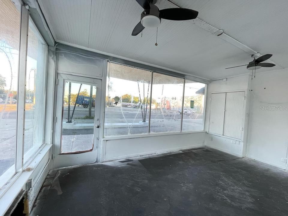 1502 E COLUMBUS DR, TAMPA, FL, 33605