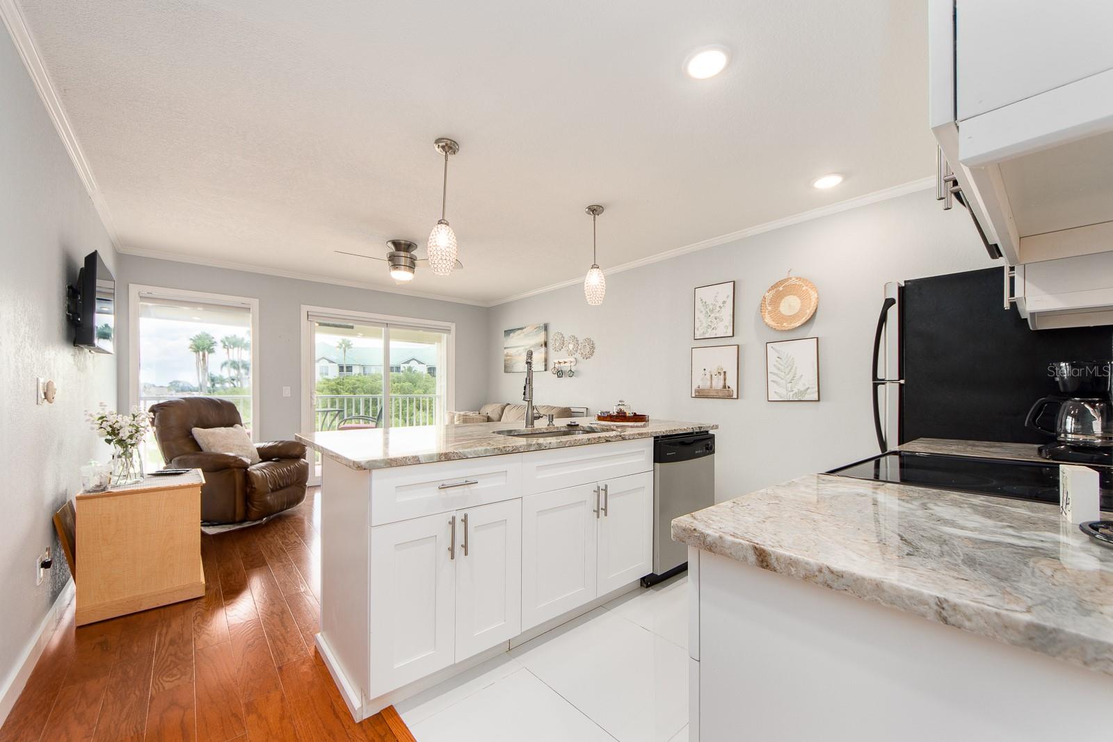 2506 N ROCKY POINT DR #274, TAMPA, FL, 33607