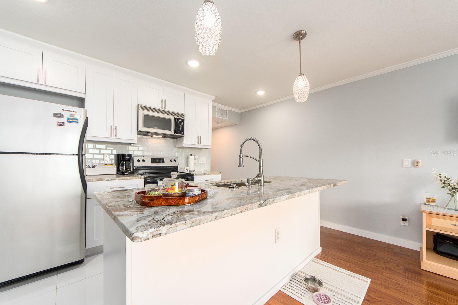 2506 N ROCKY POINT DR #274, TAMPA, FL, 33607
