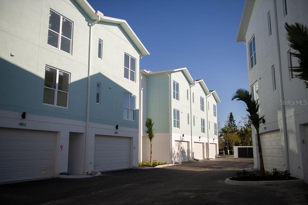 3870 POMPANO DR SE, ST PETERSBURG, FL, 33705