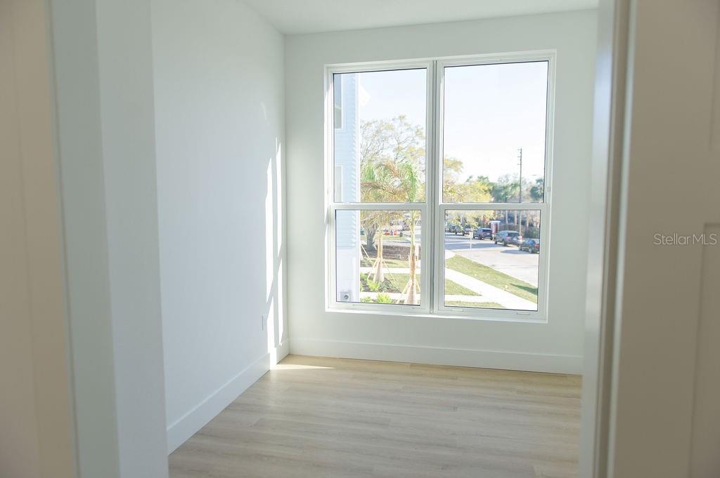 3870 POMPANO DR SE, ST PETERSBURG, FL, 33705