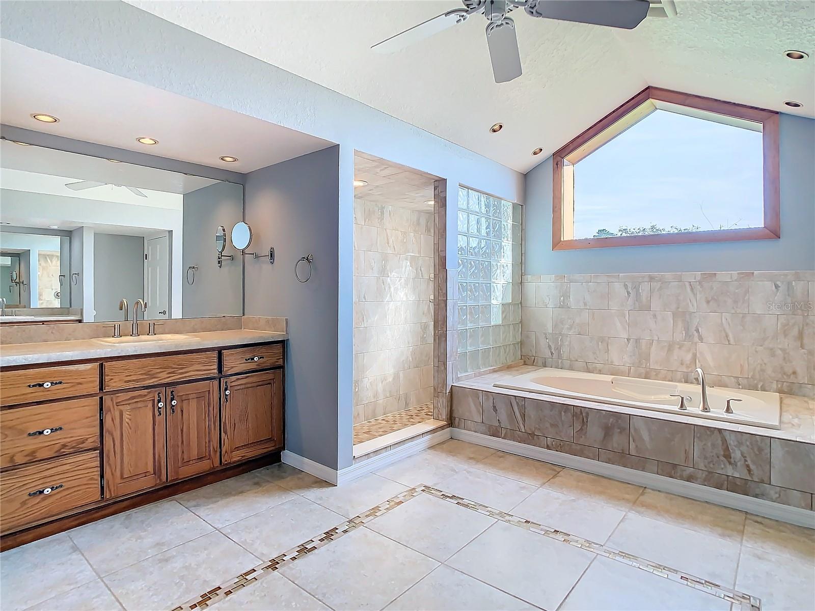 9375 BEARWALK PATH, WEEKI WACHEE, FL, 34613