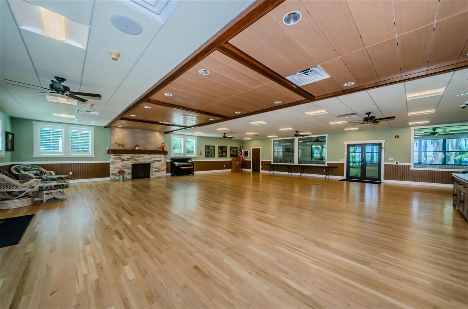 1109 TARTAN DR #C, PALM HARBOR, FL, 34684