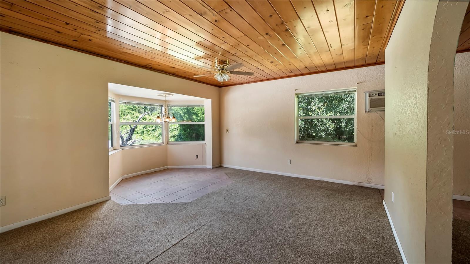 10611 JIM EDWARDS RD, HAINES CITY, FL, 33844