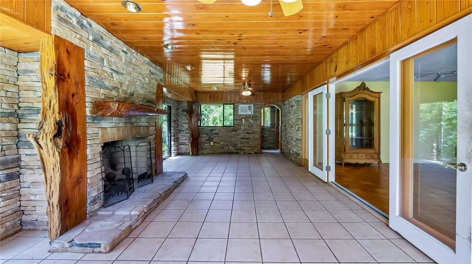 10611 JIM EDWARDS RD, HAINES CITY, FL, 33844