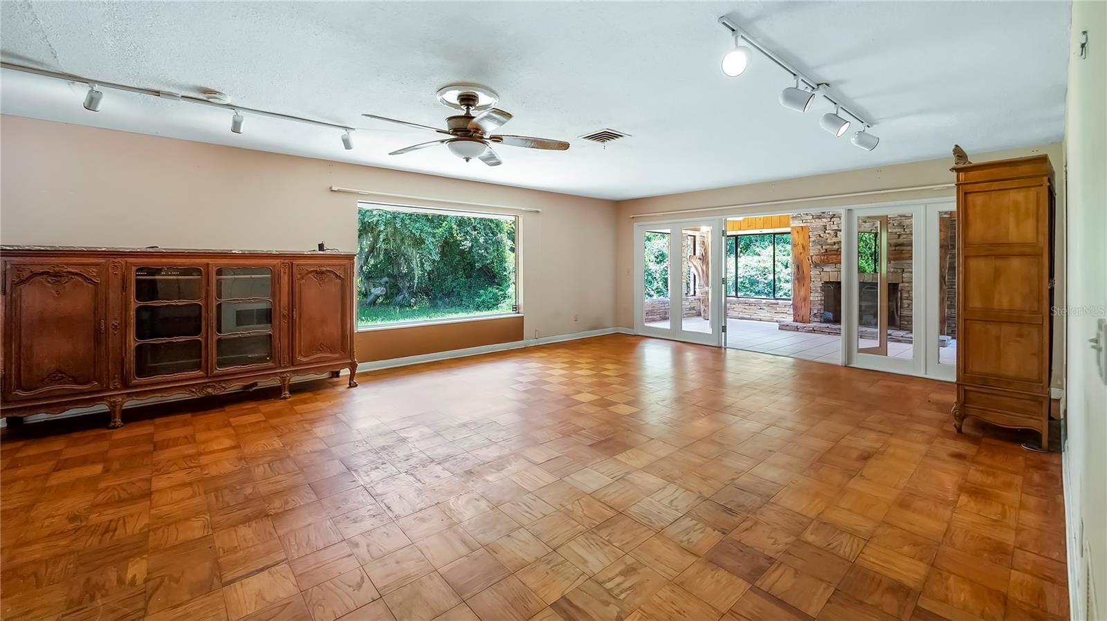 10611 JIM EDWARDS RD, HAINES CITY, FL, 33844