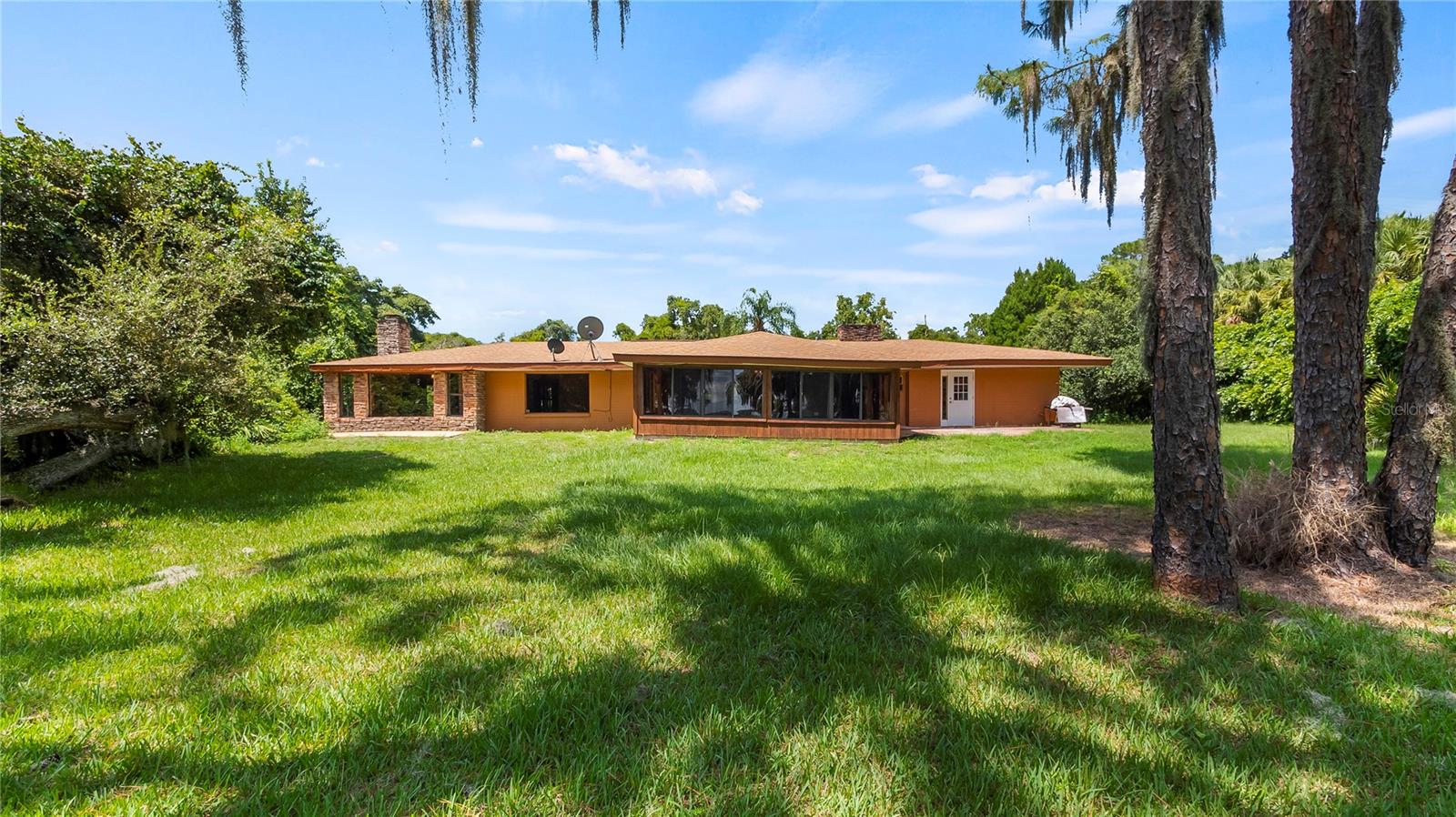 10611 JIM EDWARDS RD, HAINES CITY, FL, 33844