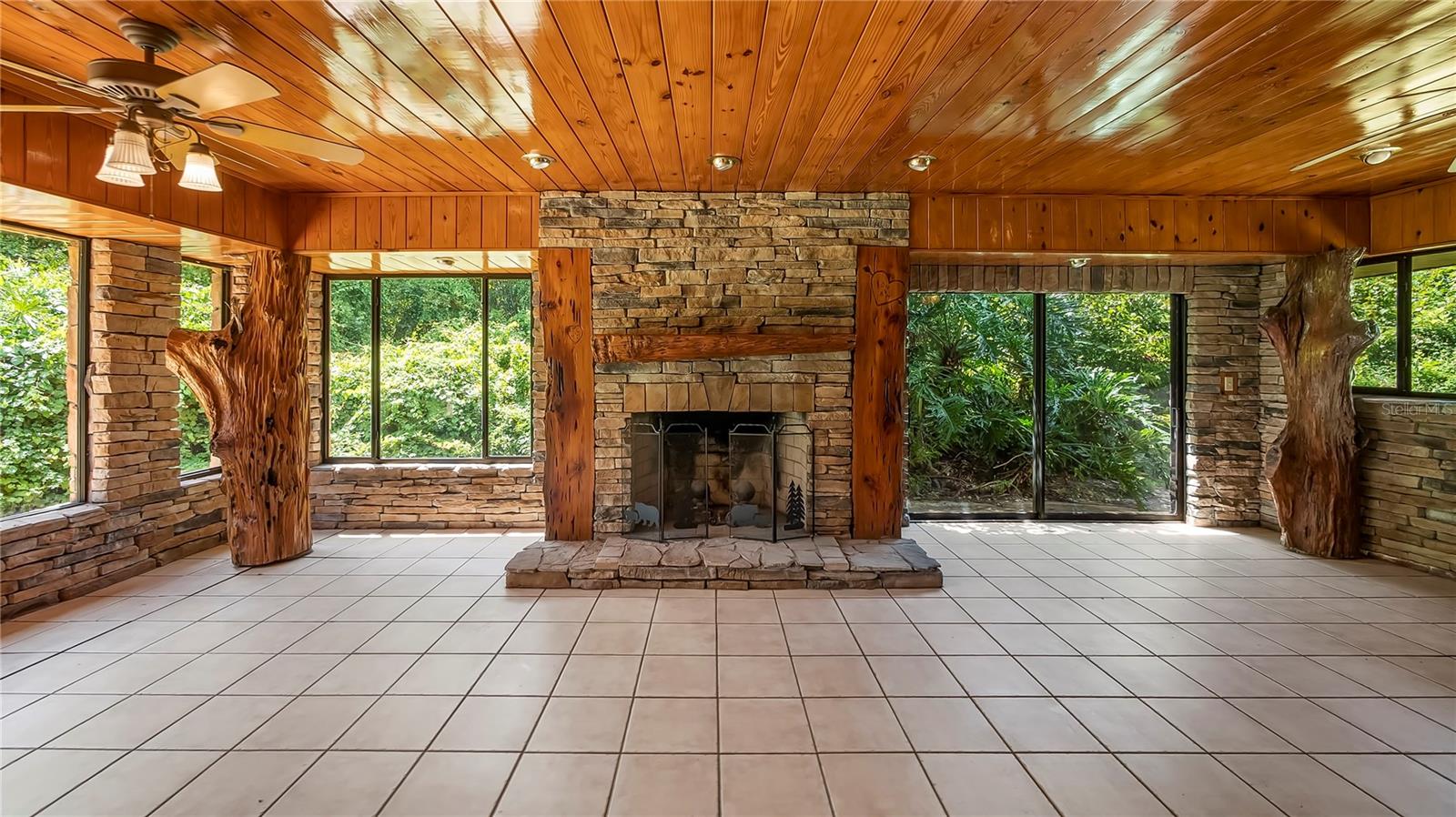 10611 JIM EDWARDS RD, HAINES CITY, FL, 33844