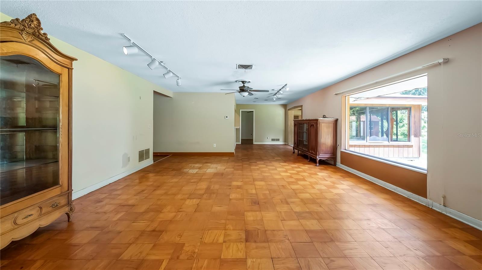 10611 JIM EDWARDS RD, HAINES CITY, FL, 33844