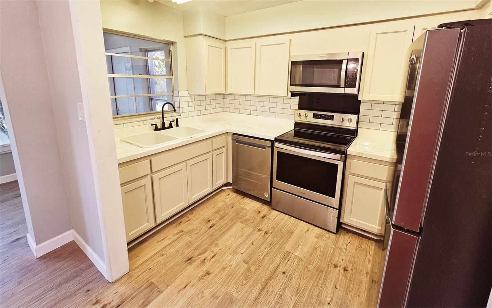 8356 CANDLEWOOD RD #0, SEMINOLE, FL, 33777