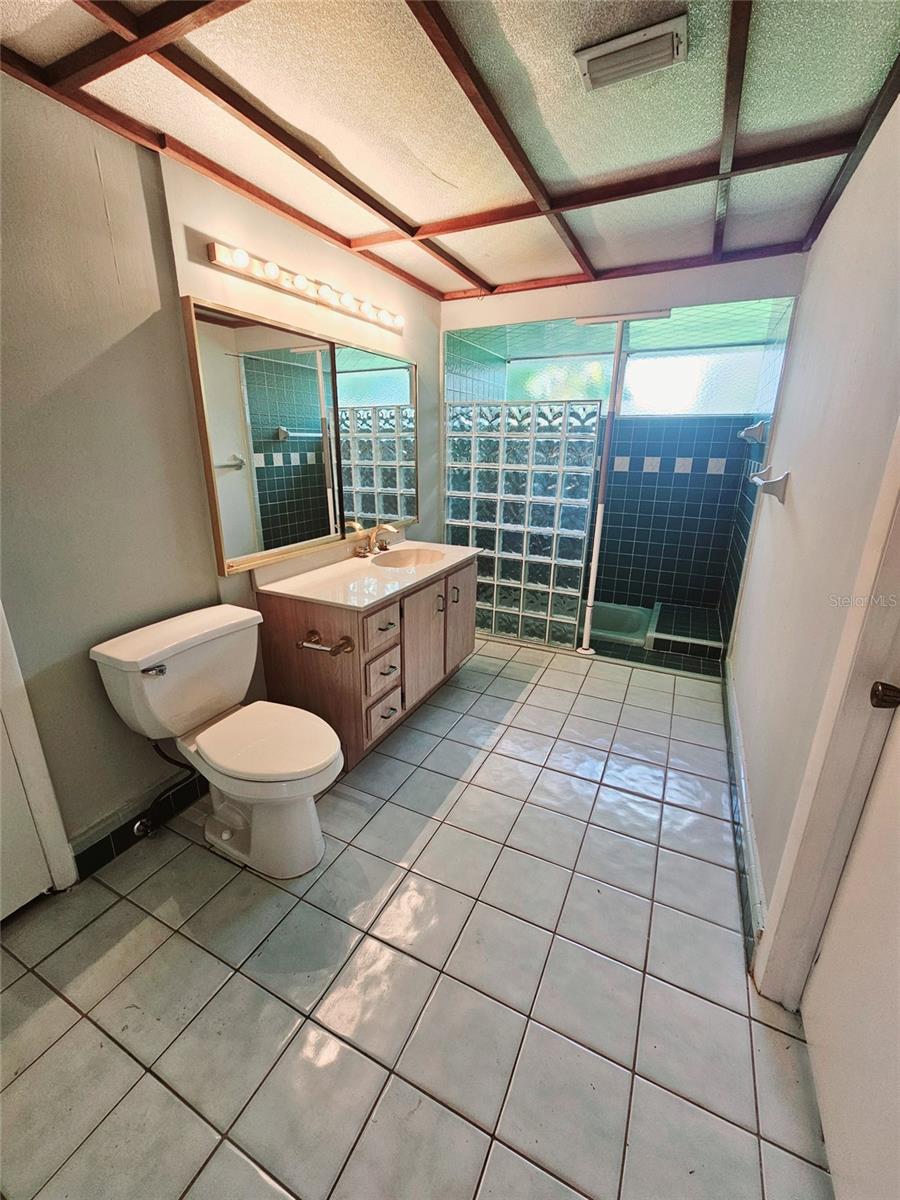 8356 CANDLEWOOD RD #0, SEMINOLE, FL, 33777