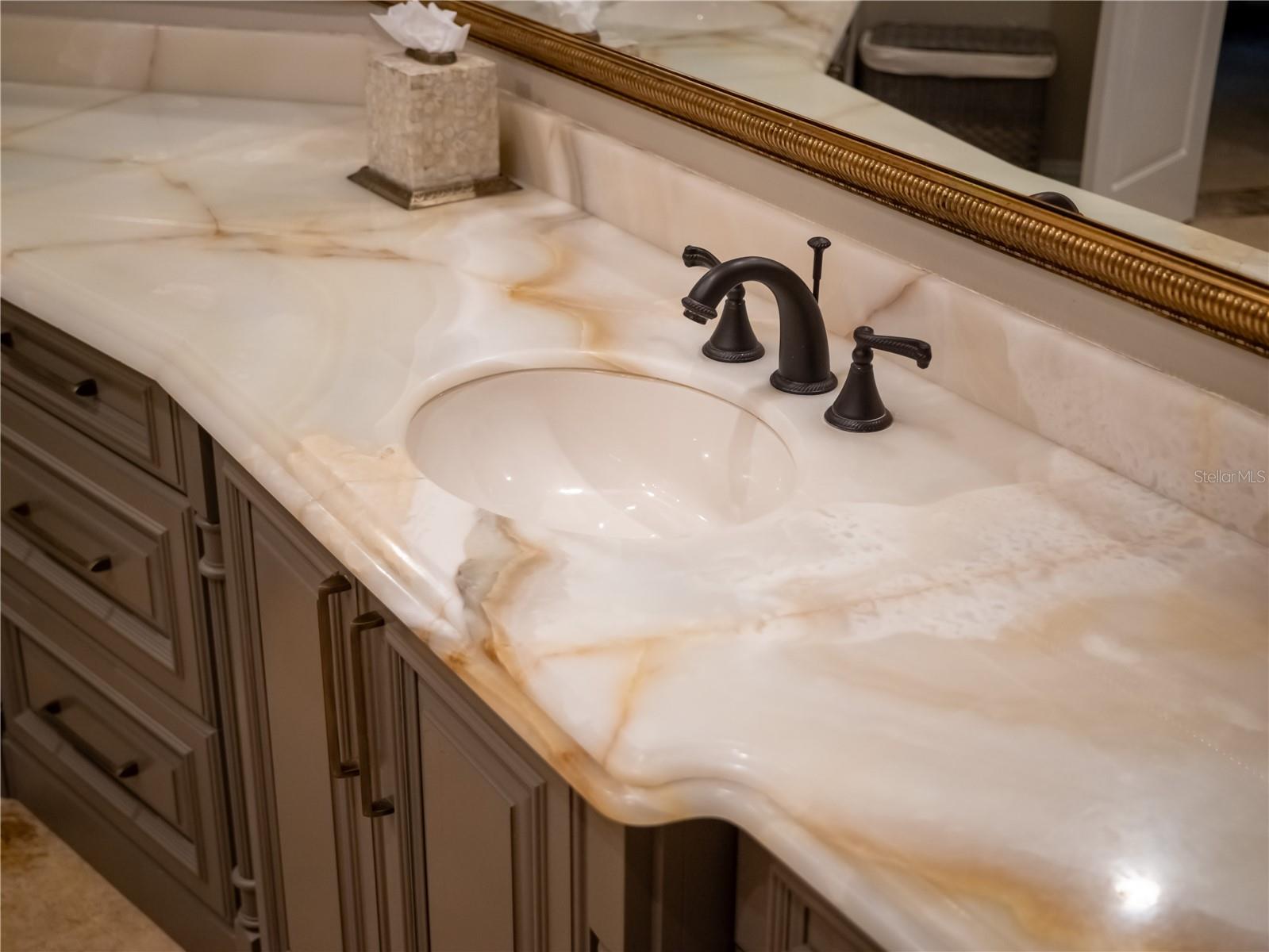 G5086188 Property Photo