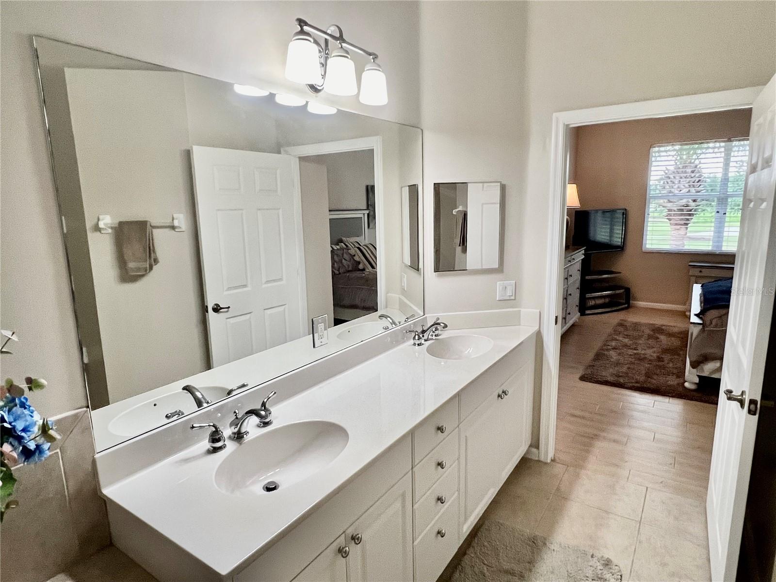 3020 MEANDERING WAY #201, FORT MYERS, FL, 33905