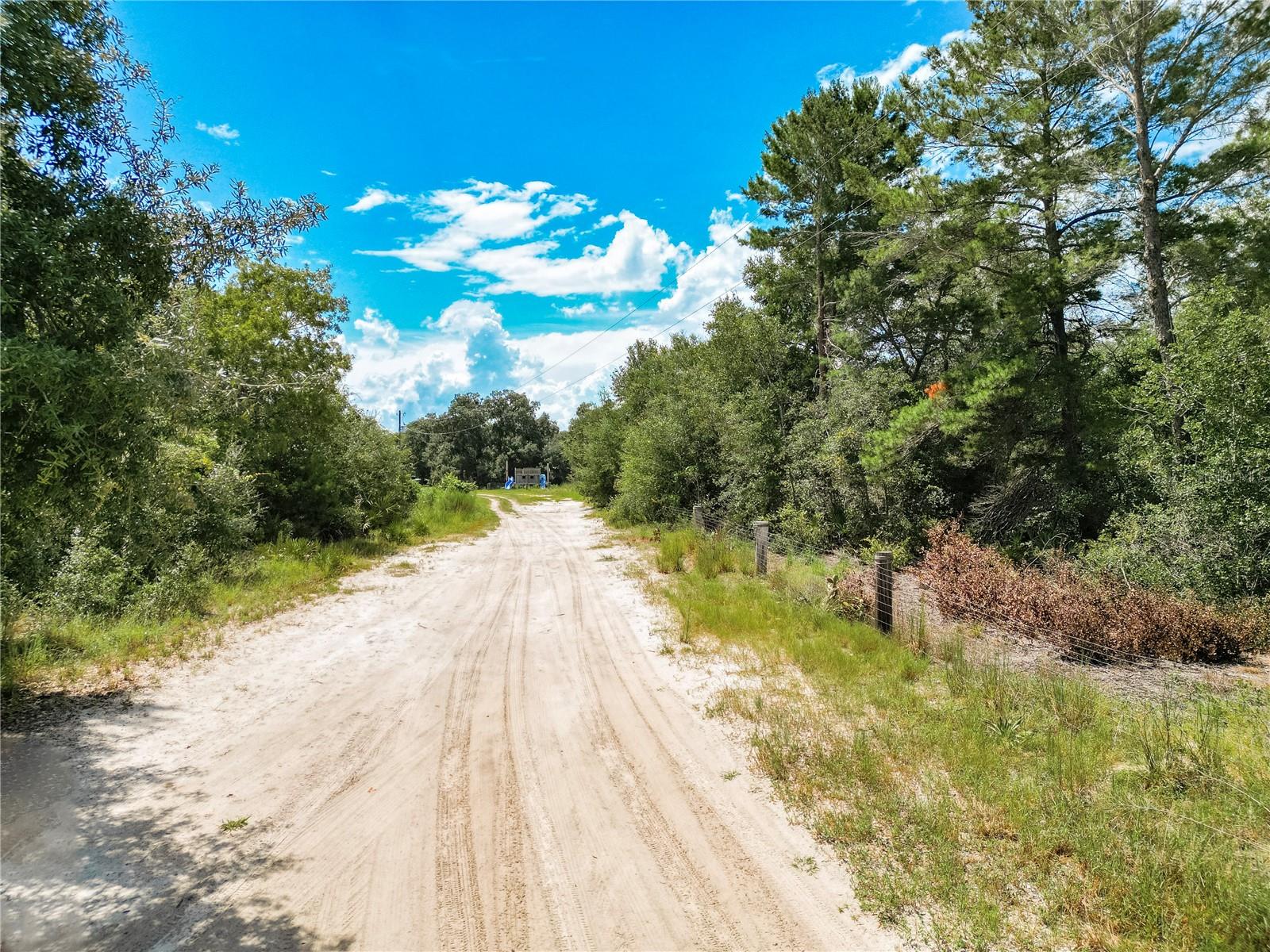 36800 MILL CREEK RD, EUSTIS, FL, 32736