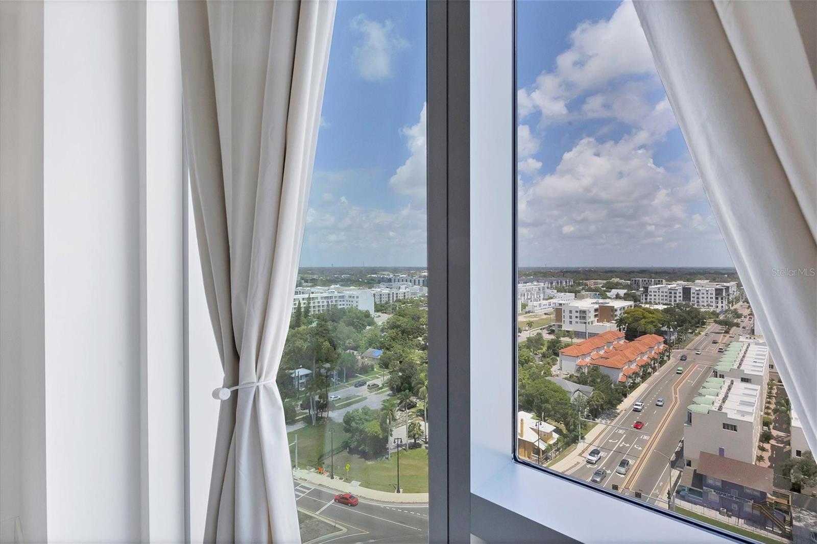 301 QUAY COMMONS #1406, SARASOTA, FL, 34236
