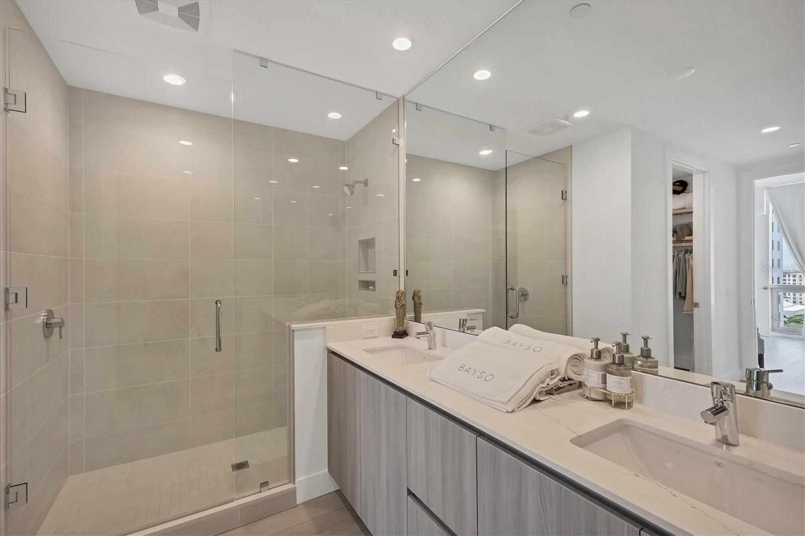 301 QUAY COMMONS #1406, SARASOTA, FL, 34236