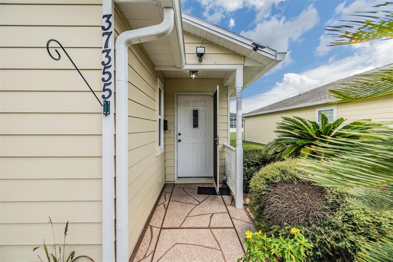 37355 DERBYSHIRE DR, ZEPHYRHILLS, FL, 33542
