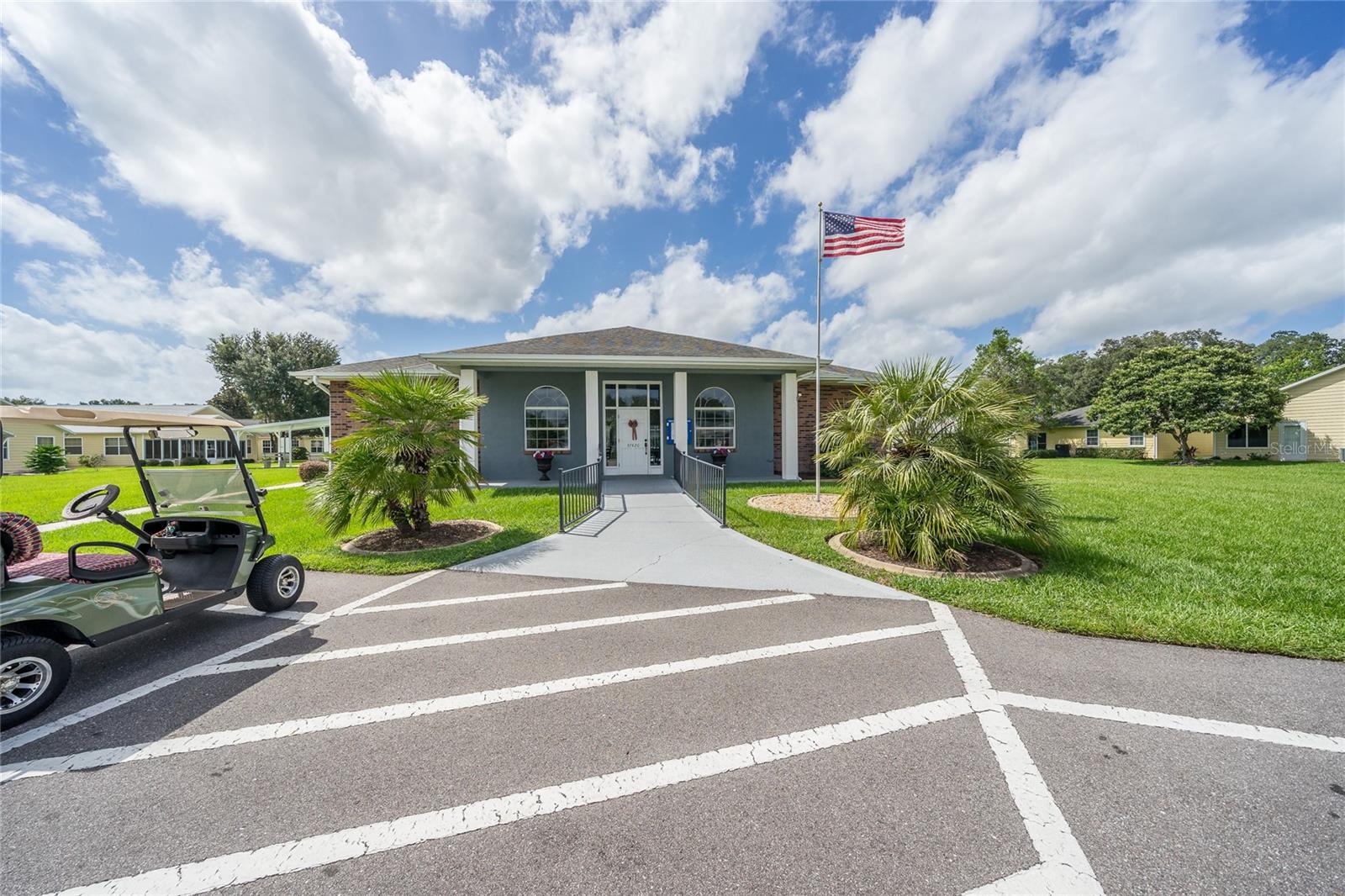 37355 DERBYSHIRE DR, ZEPHYRHILLS, FL, 33542