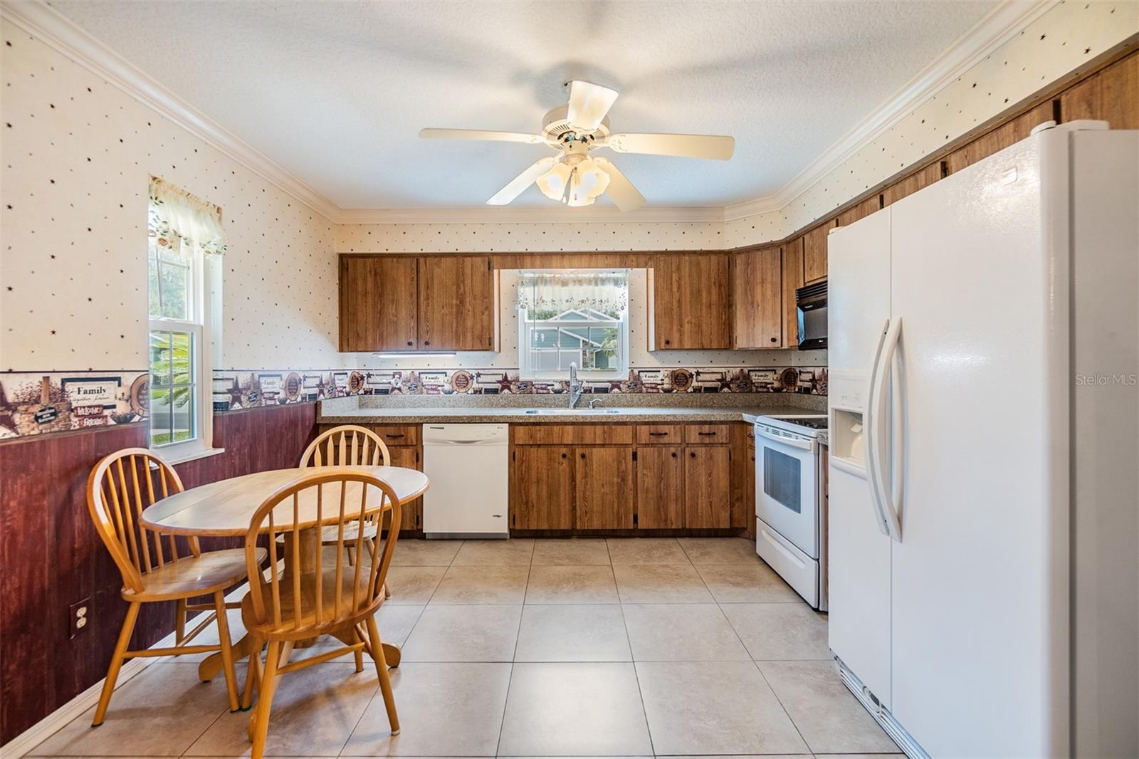 37355 DERBYSHIRE DR, ZEPHYRHILLS, FL, 33542