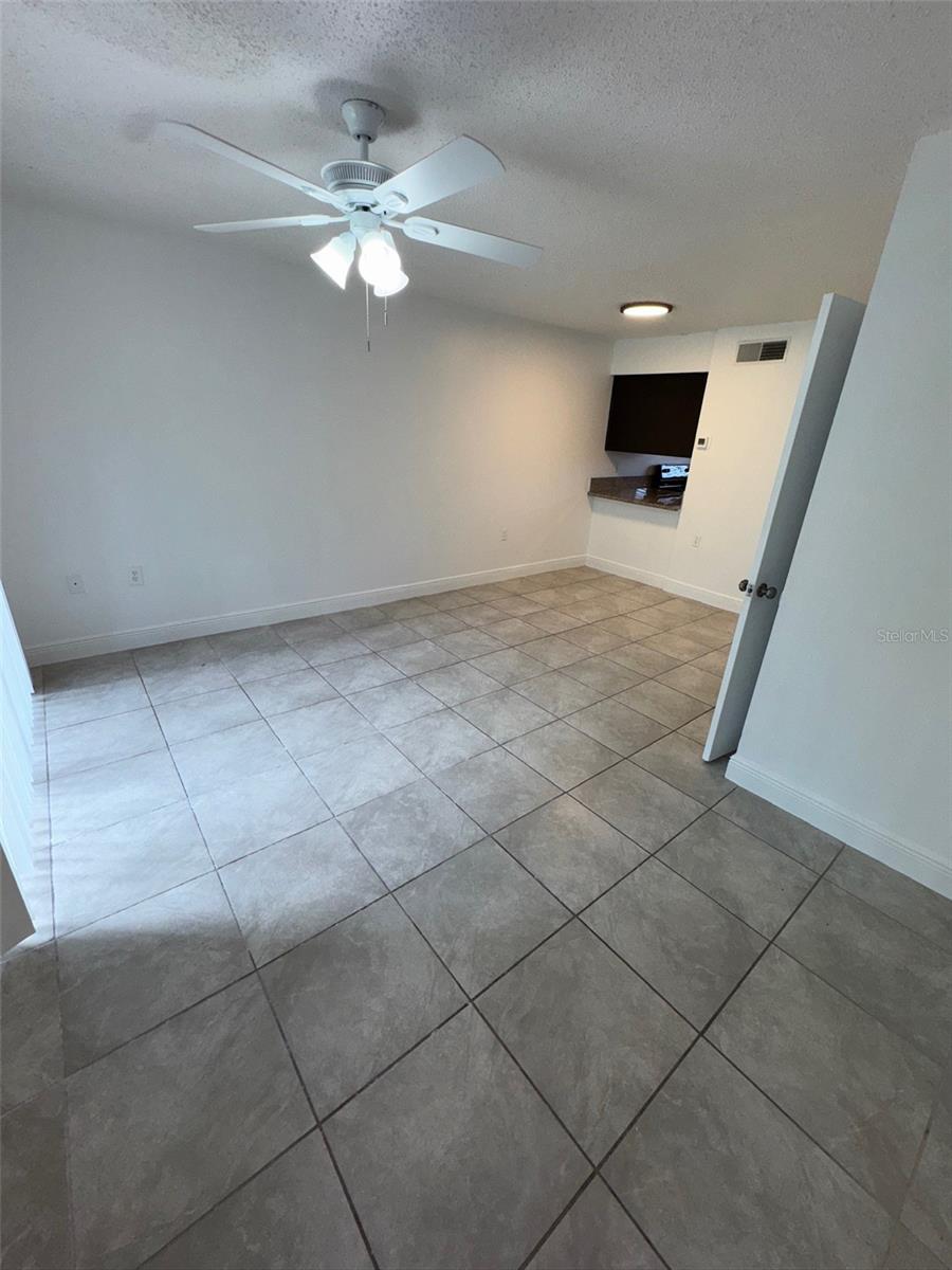 1193 BENTLEY RD #4, LEESBURG, FL, 34748