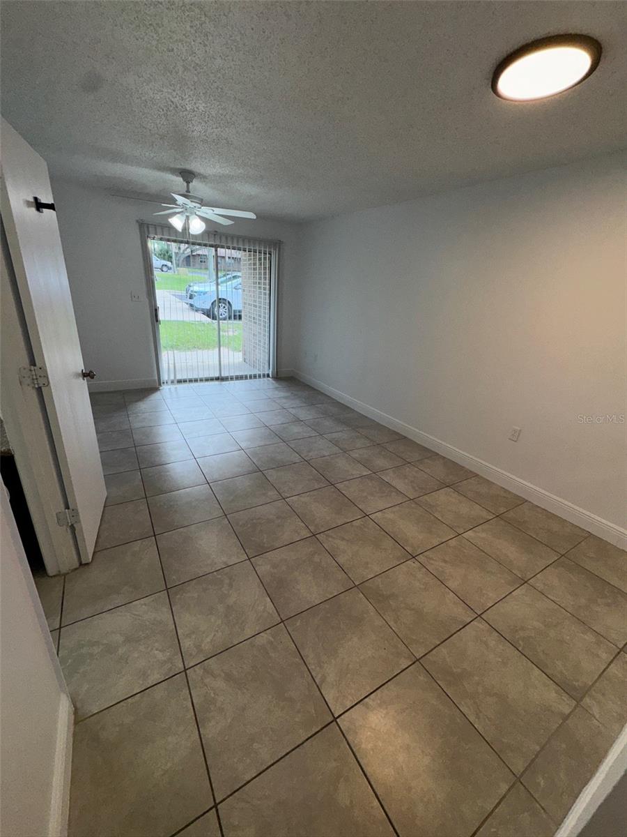 1193 BENTLEY RD #4, LEESBURG, FL, 34748