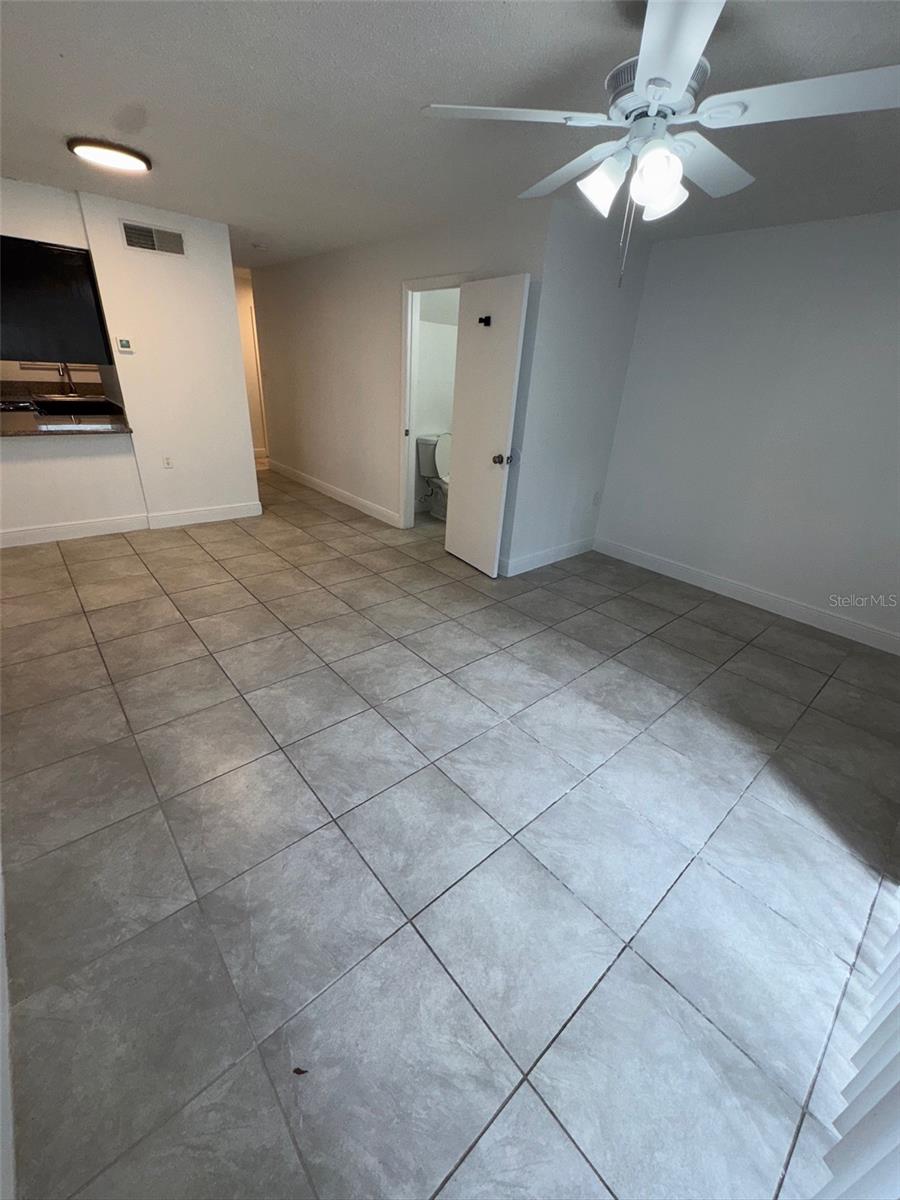 1193 BENTLEY RD #4, LEESBURG, FL, 34748