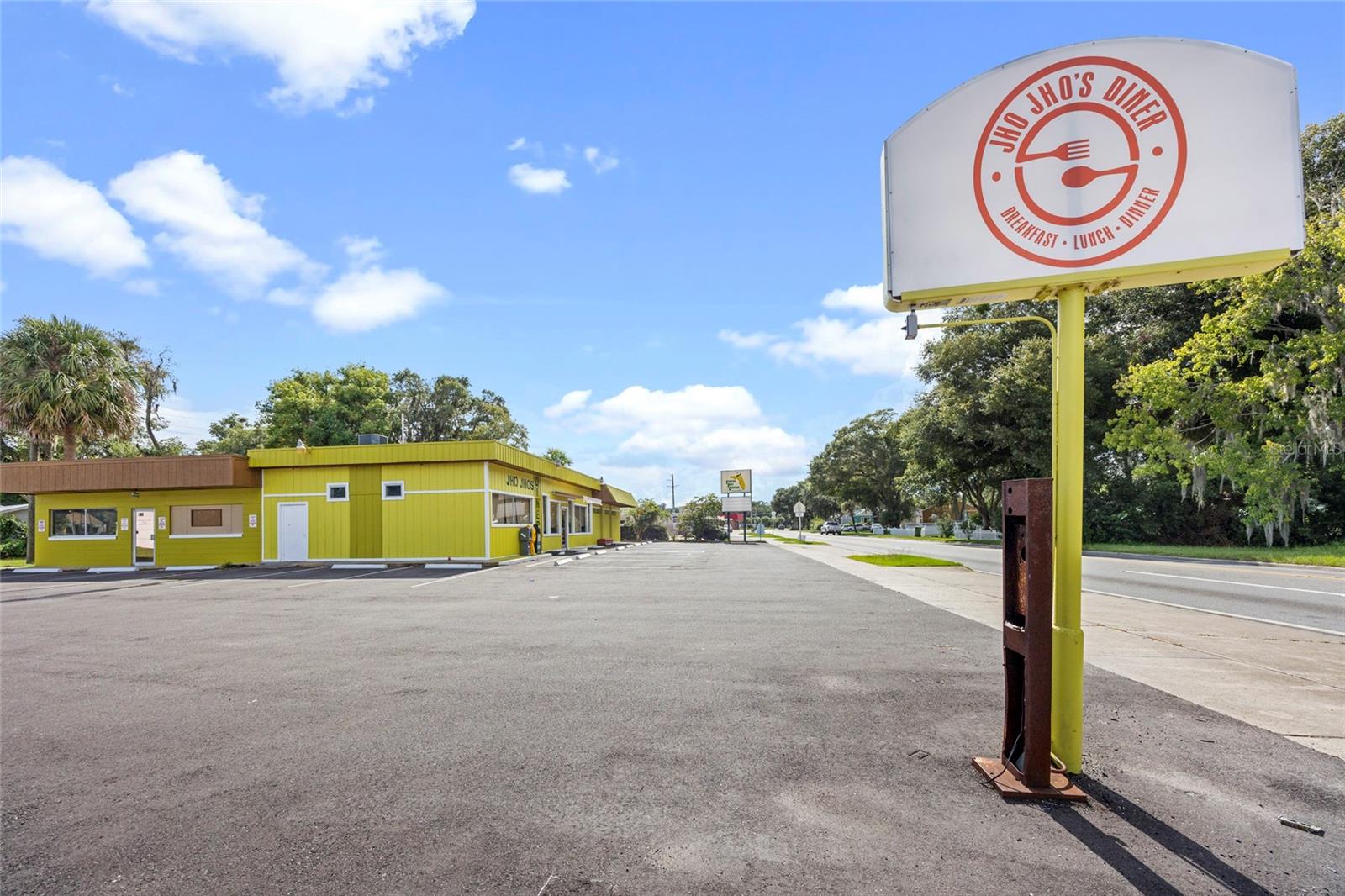 2401 CRILL AVE, PALATKA, FL, 32177