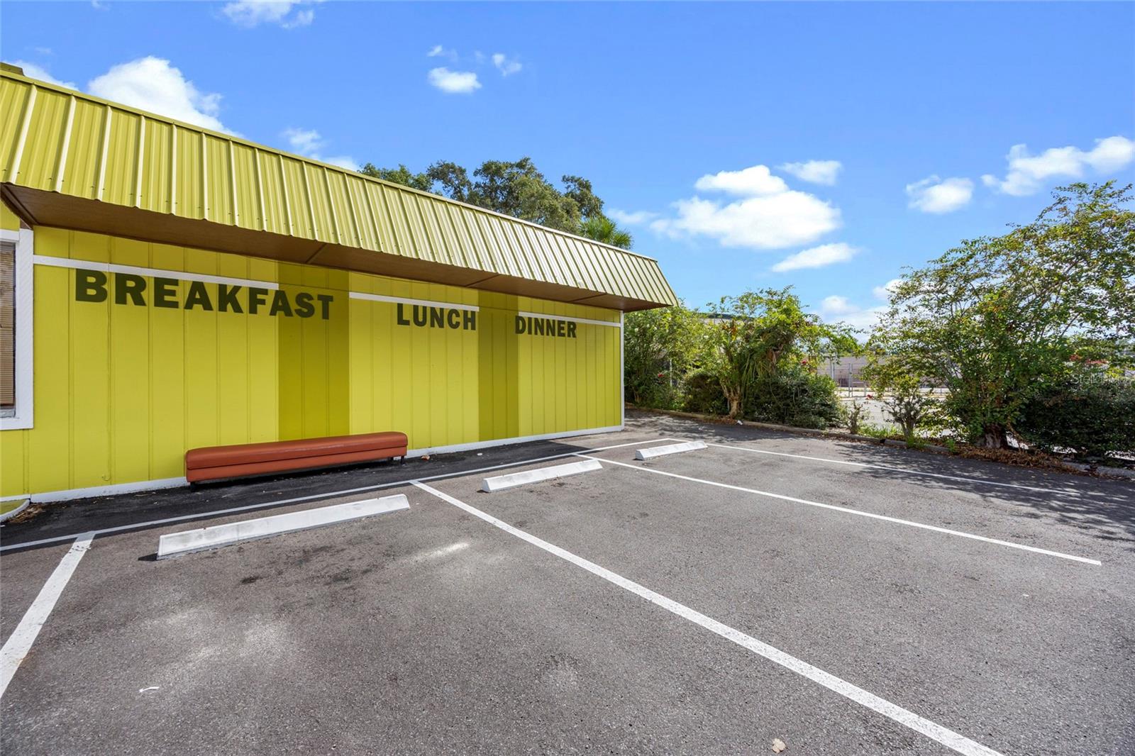 2401 CRILL AVE, PALATKA, FL, 32177