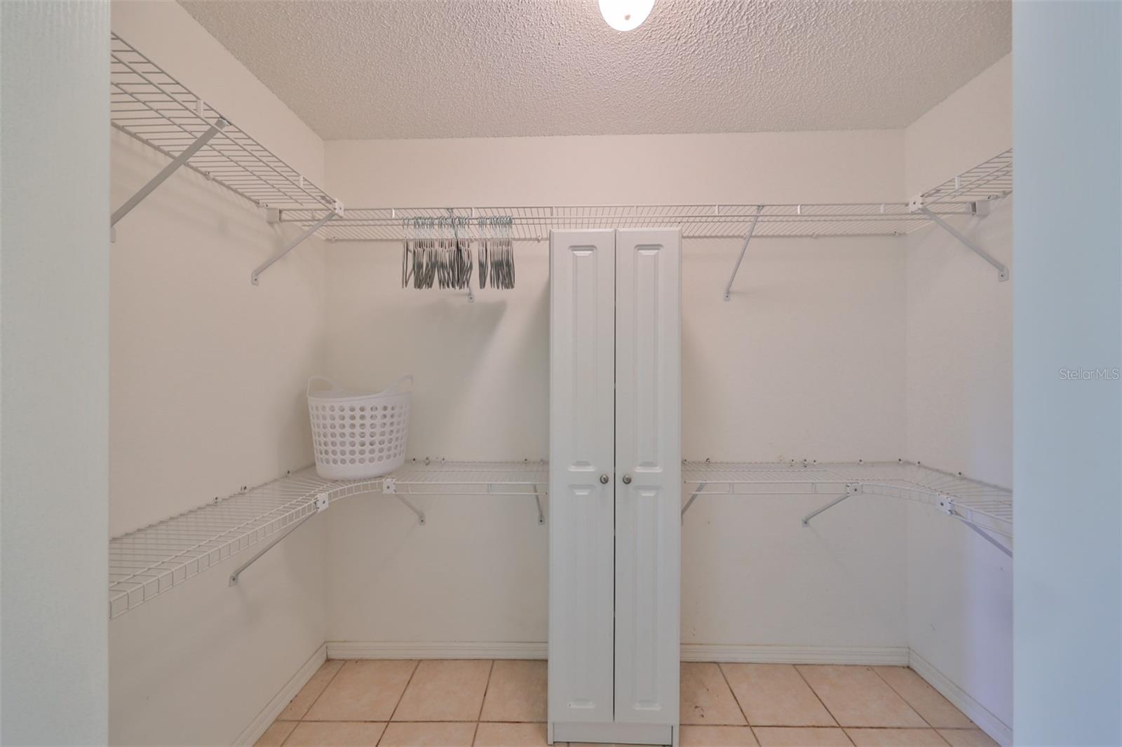 2131 ACADIA GREENS DR, SUN CITY CENTER, FL, 33573