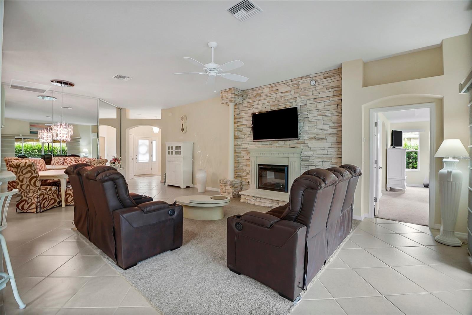 2411 ADELPHI AVE, THE VILLAGES, FL, 32162
